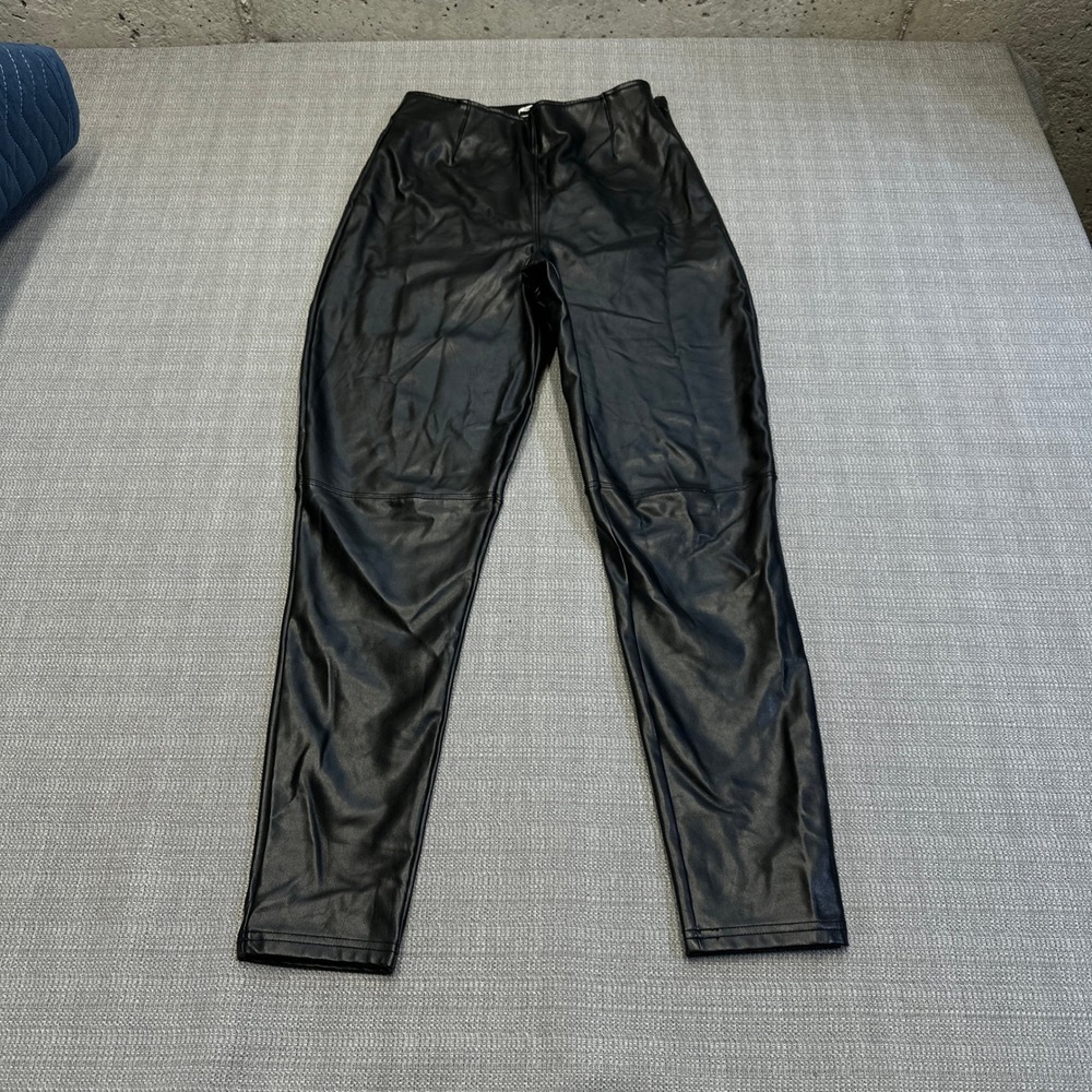 Abercrombie Fitch Vegan Leather Pants Medium‎ Faux Black High Waisted Stretch